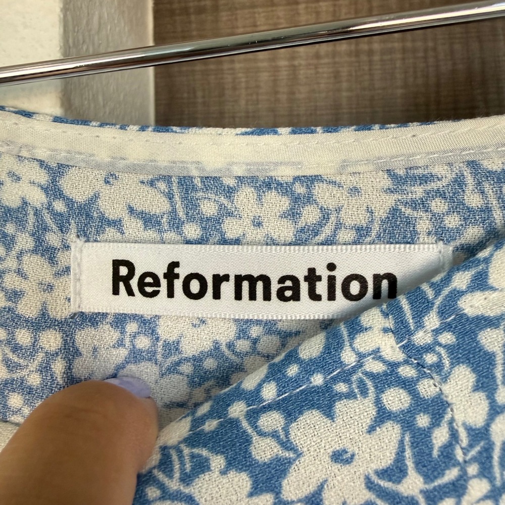 Reformation Blue Ditsy Floral Print Margot Mini Skirt Side Slit Size 2 - Picture 9 of 10